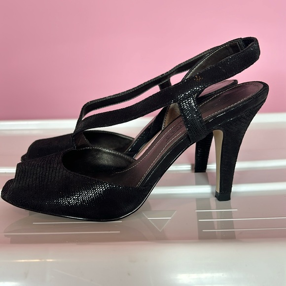 Black heels - Picture 1 of 5